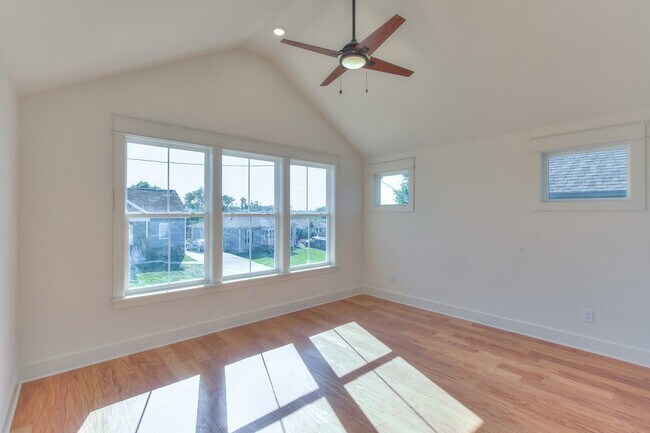 Building Photo - 3600 Quail Dr