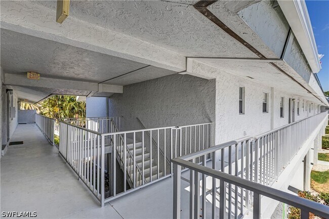 Building Photo - 4126 Belair Ln