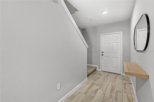 Building Photo - 260 Smugglers Way