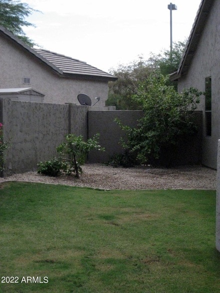 Building Photo - 21570 N 72nd Way