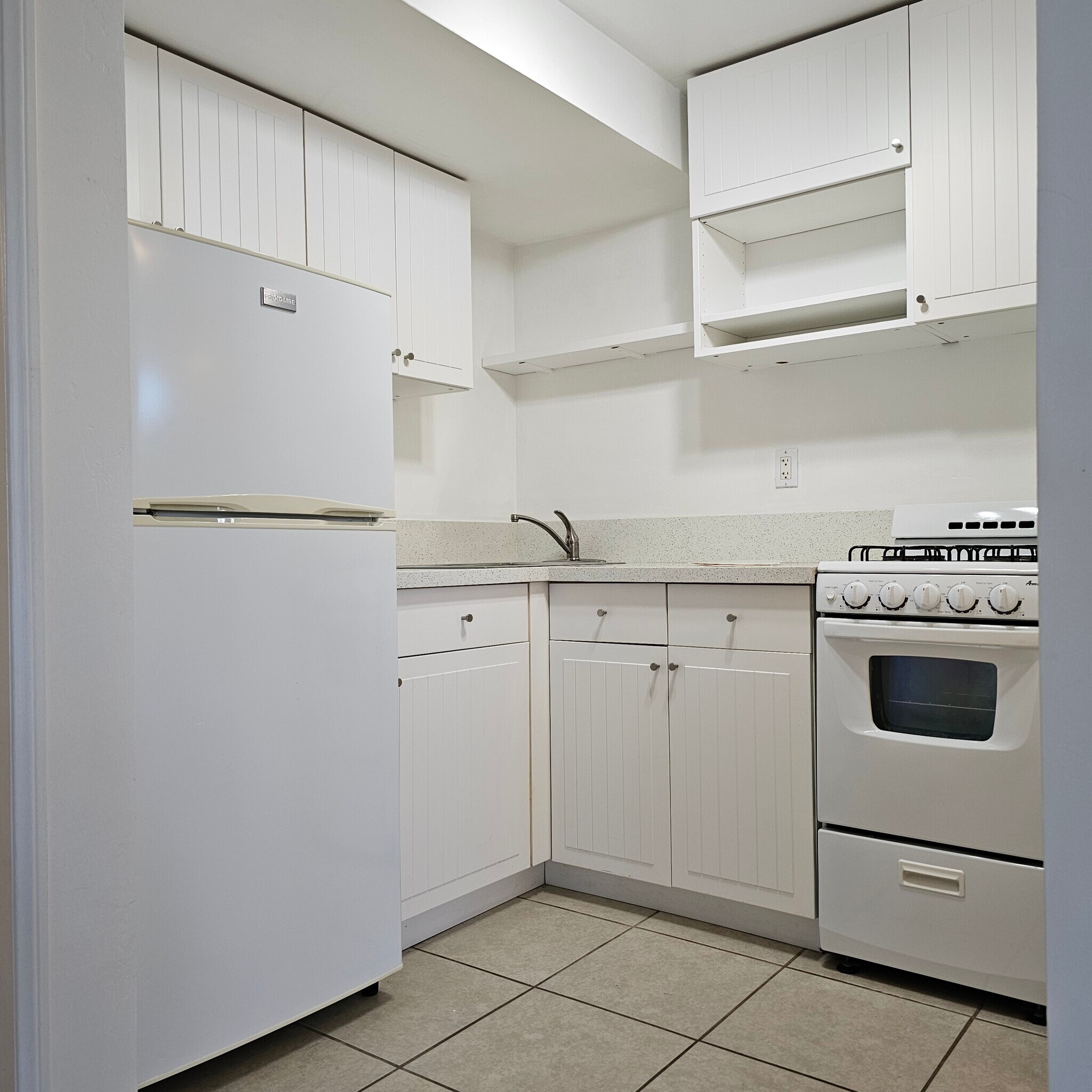 Building Photo - 775 Neptune Ave