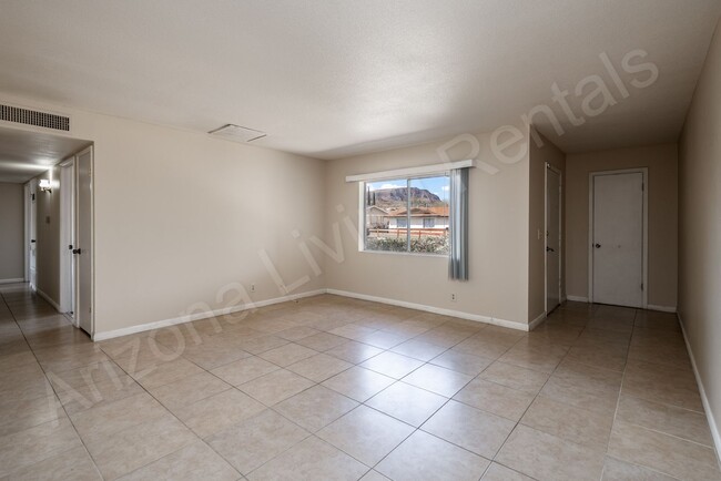 Building Photo - MOVE IN SPECIAL, $675 OFF FIRST MONTH