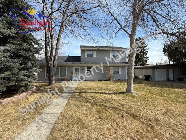 Building Photo - 2 Story 3 Bed 2 Full Bath with Heated Garage