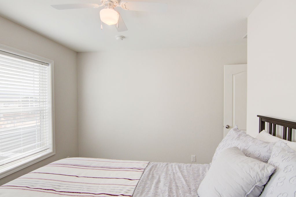 Building Photo - 120 Barnwood Cir