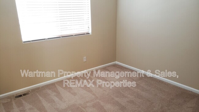 Building Photo - 4681 Tetman Ln
