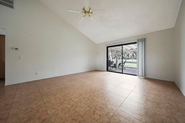 Building Photo - 40953 Inverness Way