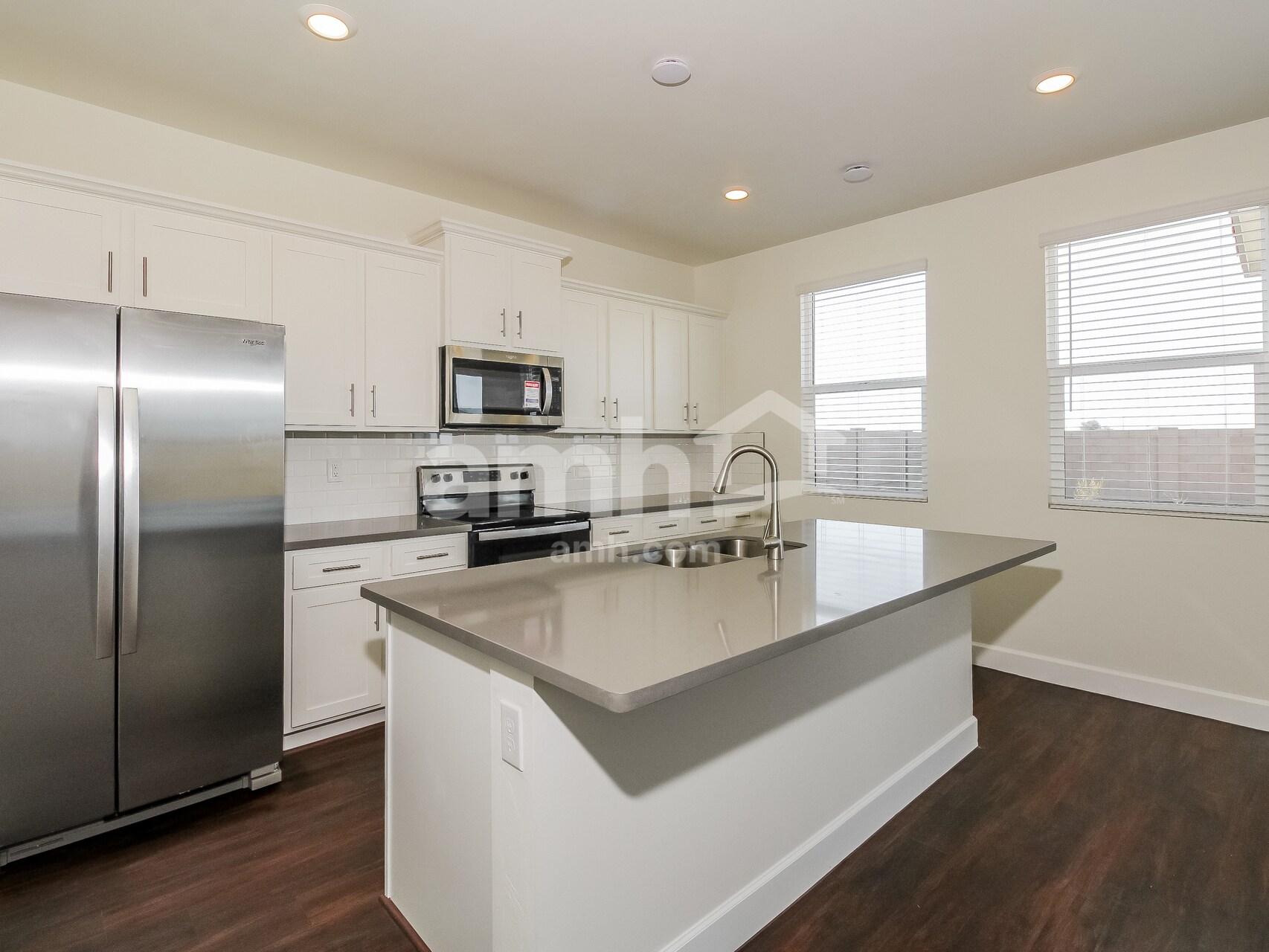 Building Photo - 7480 S Via Bombachas