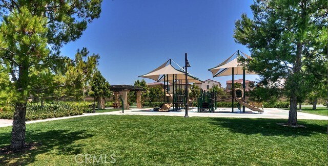 Building Photo - 206 Bancroft