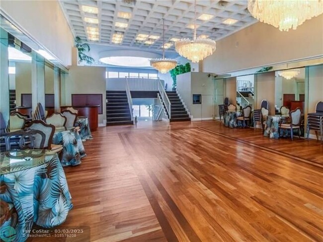 Building Photo - 1360 S Ocean Blvd