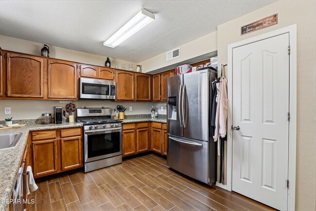 Building Photo - 14233 Spanish Point Dr