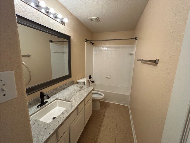 Building Photo - 8911 Silent Willow Ln