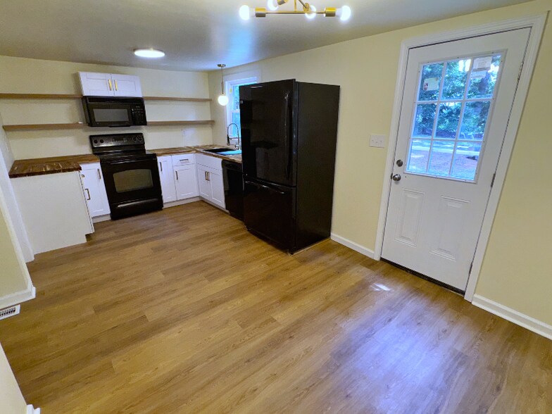 Building Photo - 4224 US-321