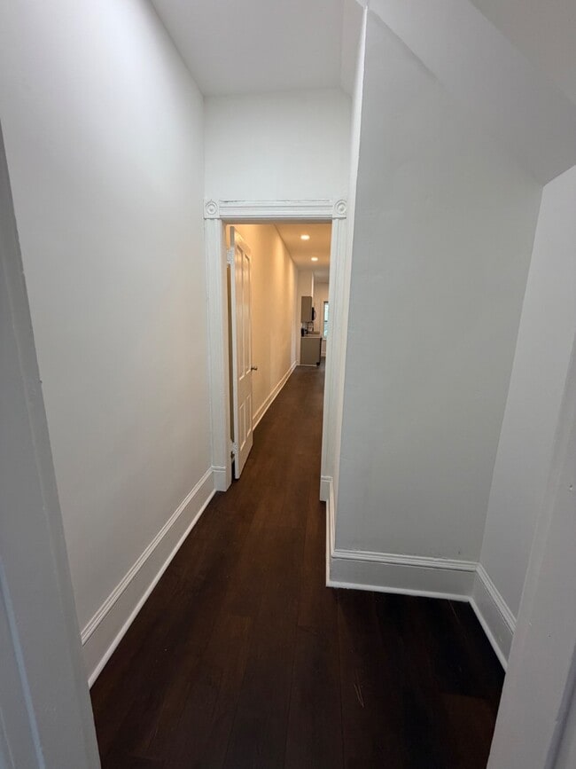 Building Photo - 267 S Potomac St