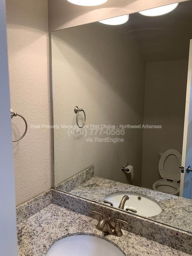 Building Photo - 2757 W Kilimanjaro Way