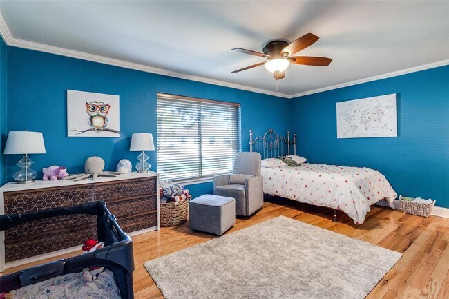 Building Photo - 7350 Fieldgate Dr