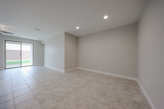 Building Photo - 4 Bedroom in Asante Community