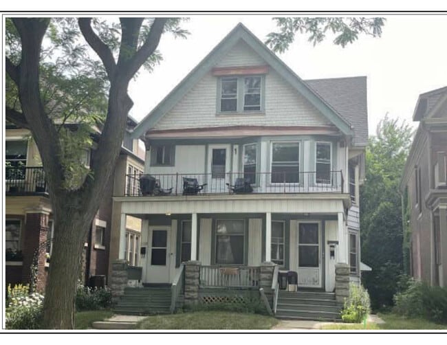 Building Photo - 2518-20 N Humboldt Blvd
