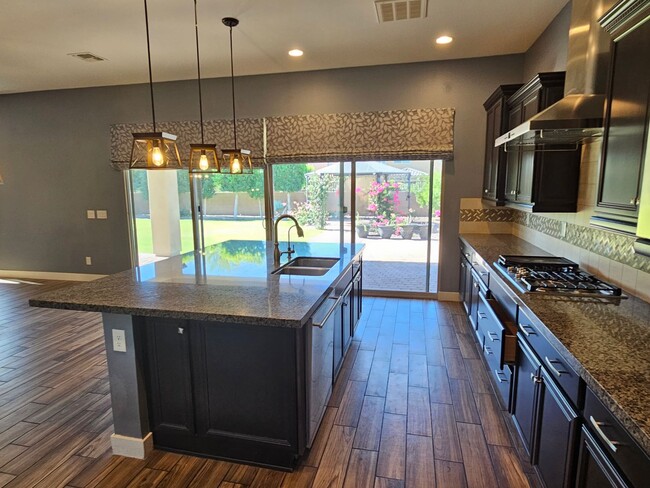 Building Photo - Spacious 4584 sq ft Home in Adora Trails!