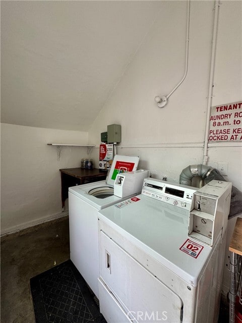 Building Photo - 3402 Gaviota Ave
