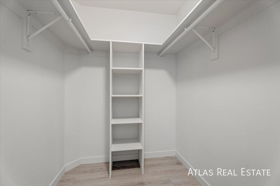 Building Photo - 3807 S Mill Ave