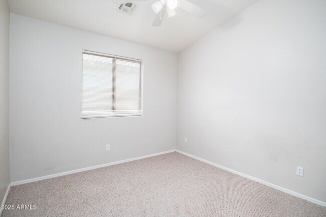 Building Photo - 3717 W Santa Cruz Ave