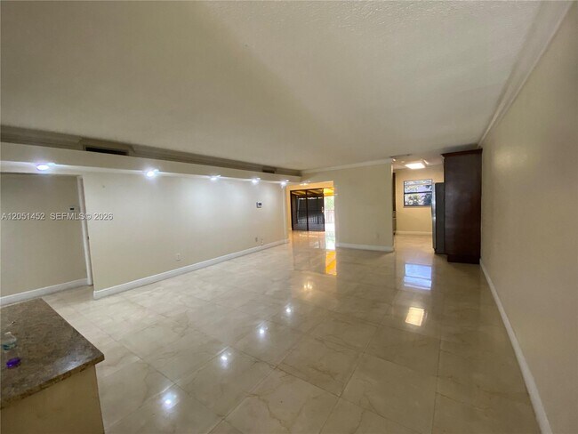 Building Photo - 16100 Kilmarnock Dr