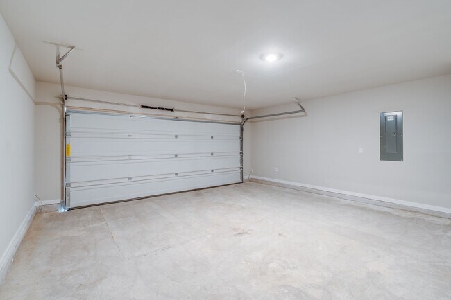 Building Photo - 8601 E Galveston St