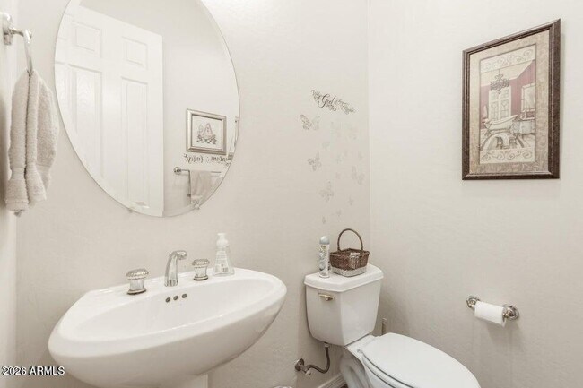 Building Photo - 3419 E June Cir