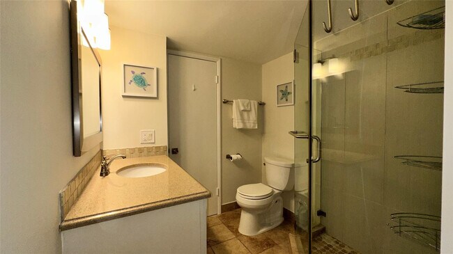 Building Photo - 1630 N Ocean Blvd