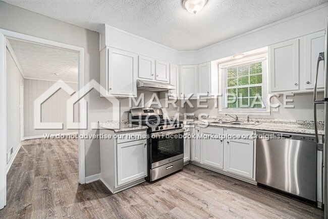 Building Photo - 3456 White Oak Ct