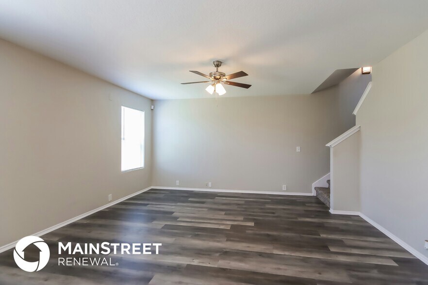Building Photo - 819 Grand Plains Dr