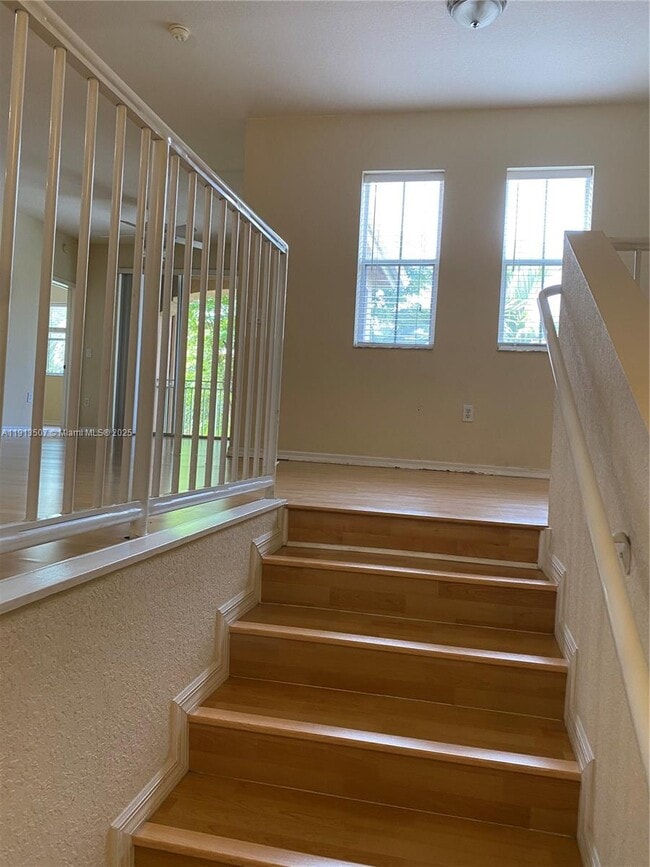 Building Photo - 6380 NW 114th Ave