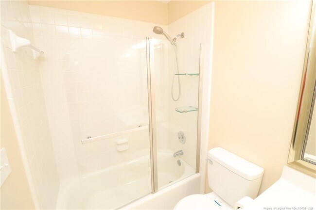 Building Photo - 108 Highland Springs Ln