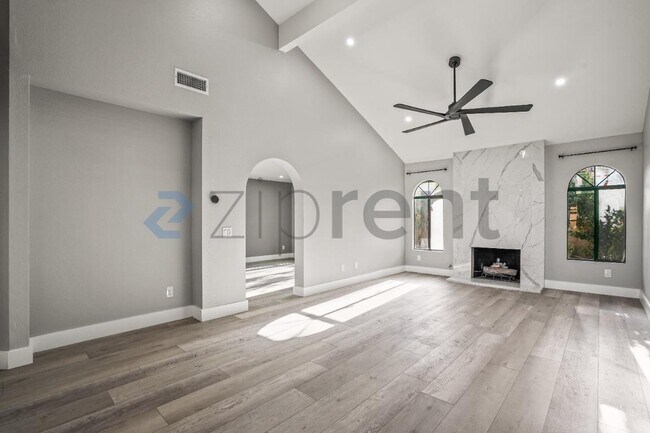 Building Photo - 16810 Picadilly Ln