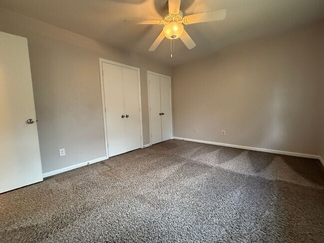 Building Photo - 8317 Summerglen Cir