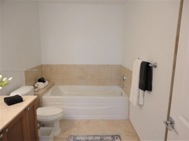 Building Photo - 55 Merrick Way