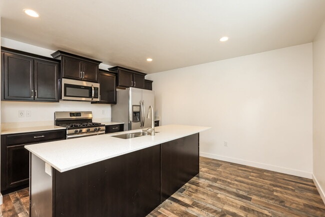 Building Photo - 7907 S Gaea Ct