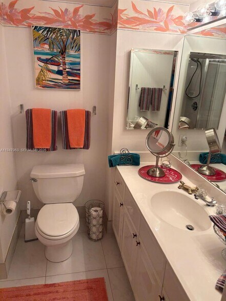Building Photo - 3600 Yacht Club Dr