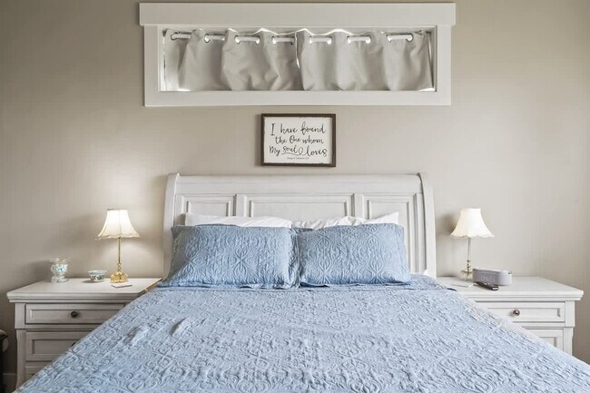 Building Photo - 18713 Easter Peak Ave