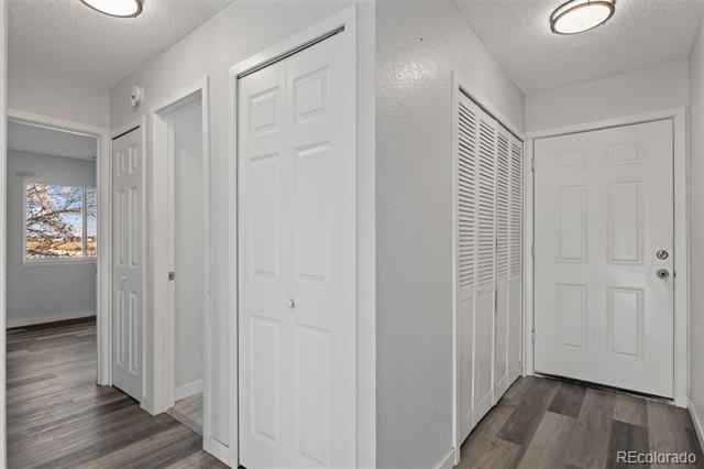Building Photo - 3445 Cochran Dr