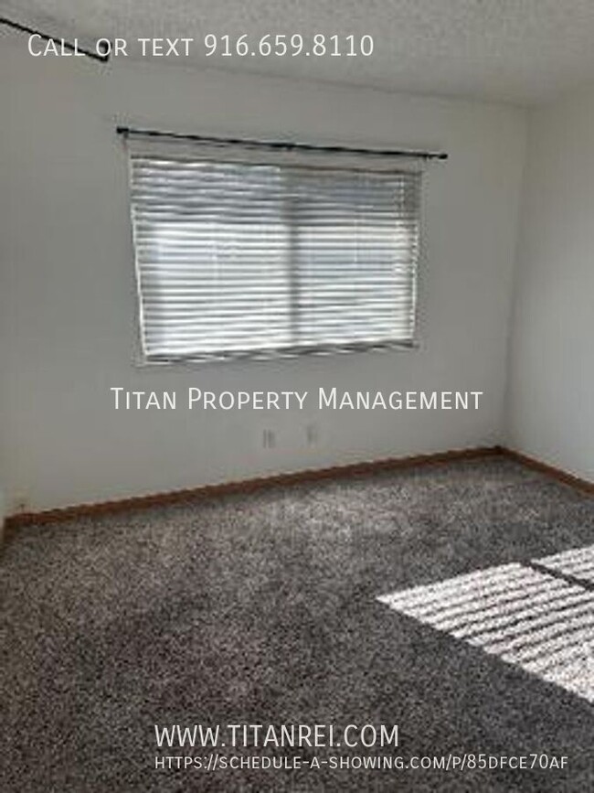 Building Photo - Citrus Heights 2bed/1bath Condo For Rent  ...