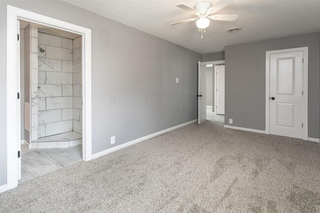 Building Photo - 1309 Magnolia-