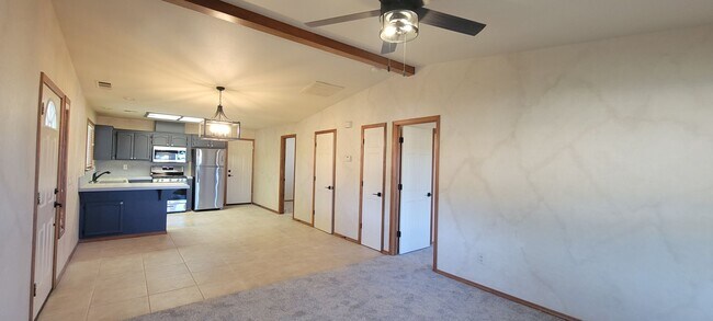 Building Photo - SILVER8424