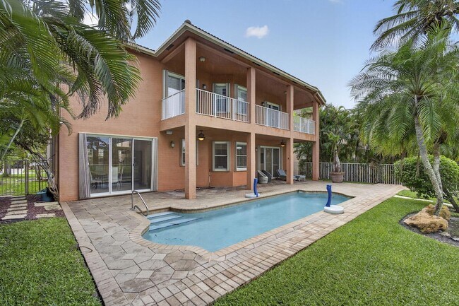 Building Photo - 1724 Annandale Cir