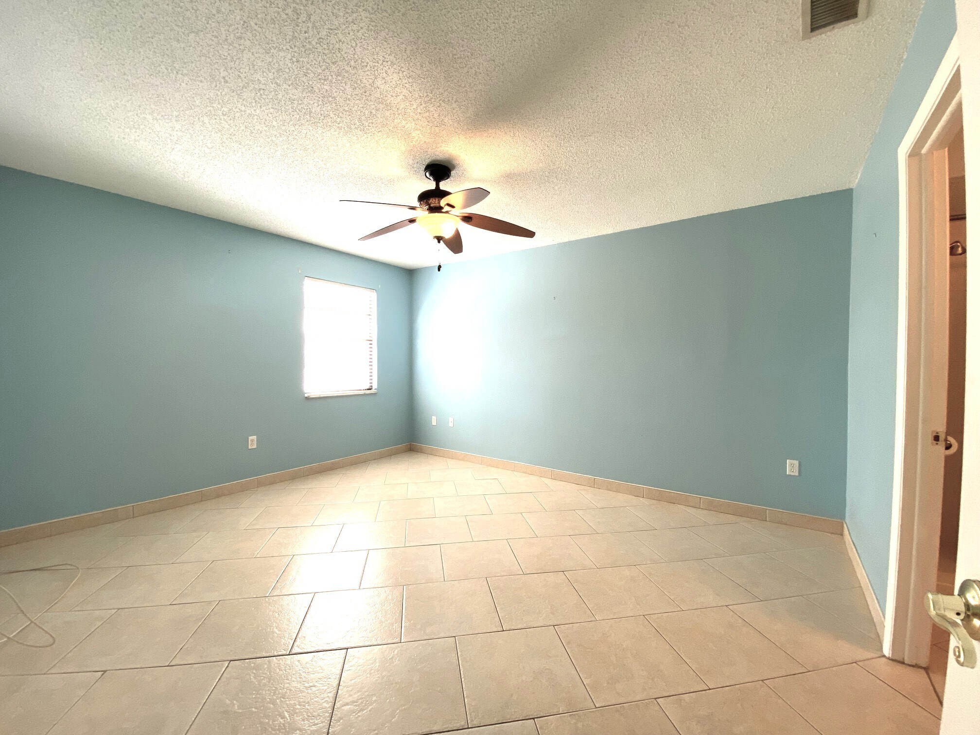 Master bedroom (2) - 12225 Environmental Dr