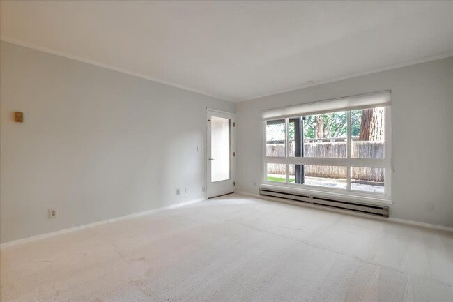 Building Photo - 39191 Argonaut Way