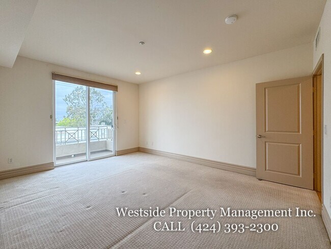 Building Photo - 1337 Wellesley Ave