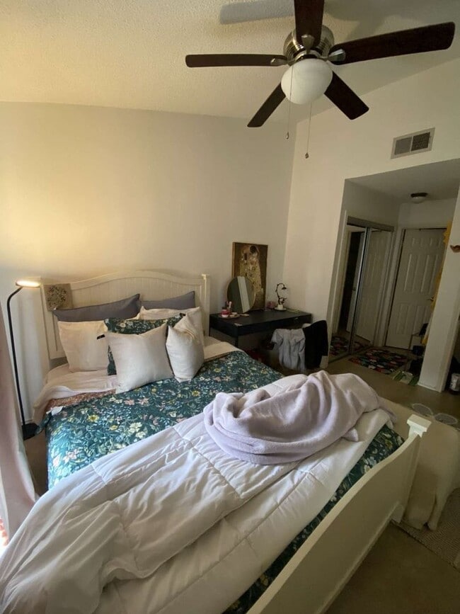 Building Photo - 2706 Salado St