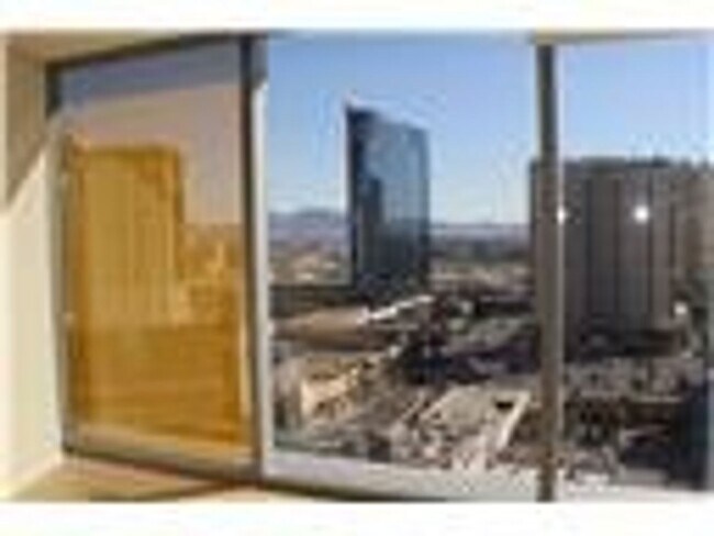 Building Photo - Beautiful 1-bed condo available at Veer