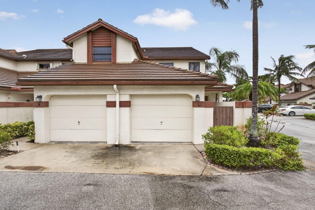 Building Photo - 12708 Shoreline Dr